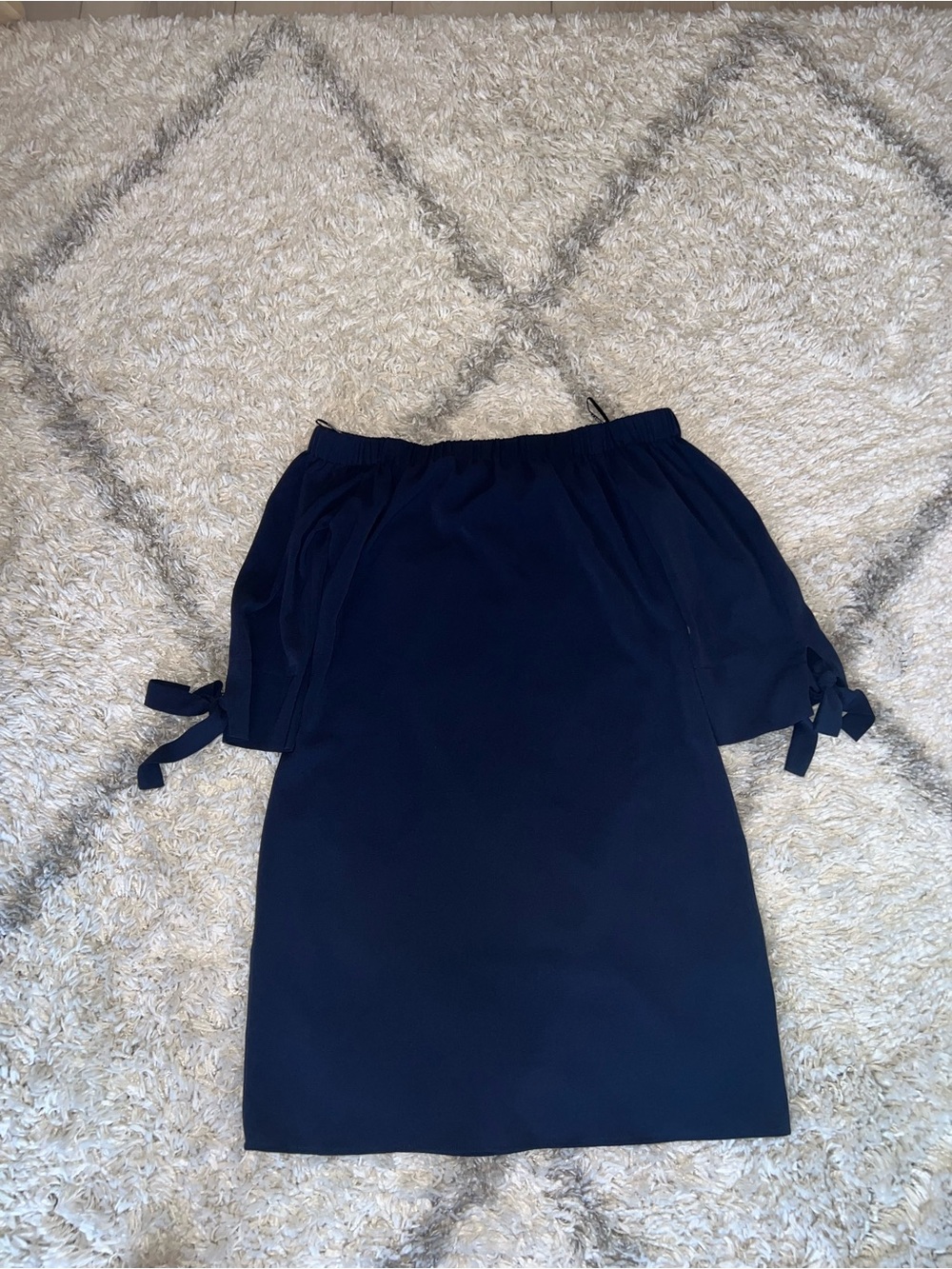 Vince Camuto Navy Off-the-Shoulder Tie-Sleeve Dress